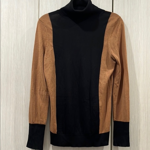 HOBBS London | Wool & Silk Blend Two Tone‎ Turtleneck Sweater | Brown/Black | 10 - Picture 2 of 8